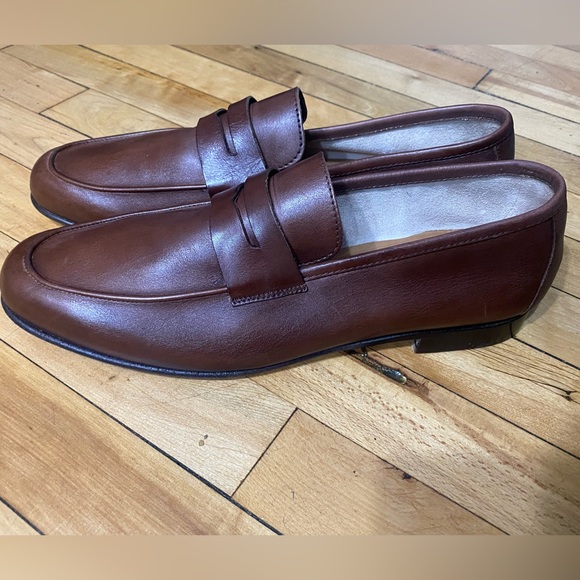 Saks Fifth Avenue Shoes Saks Fifth Avenue Miguel Leather Penny